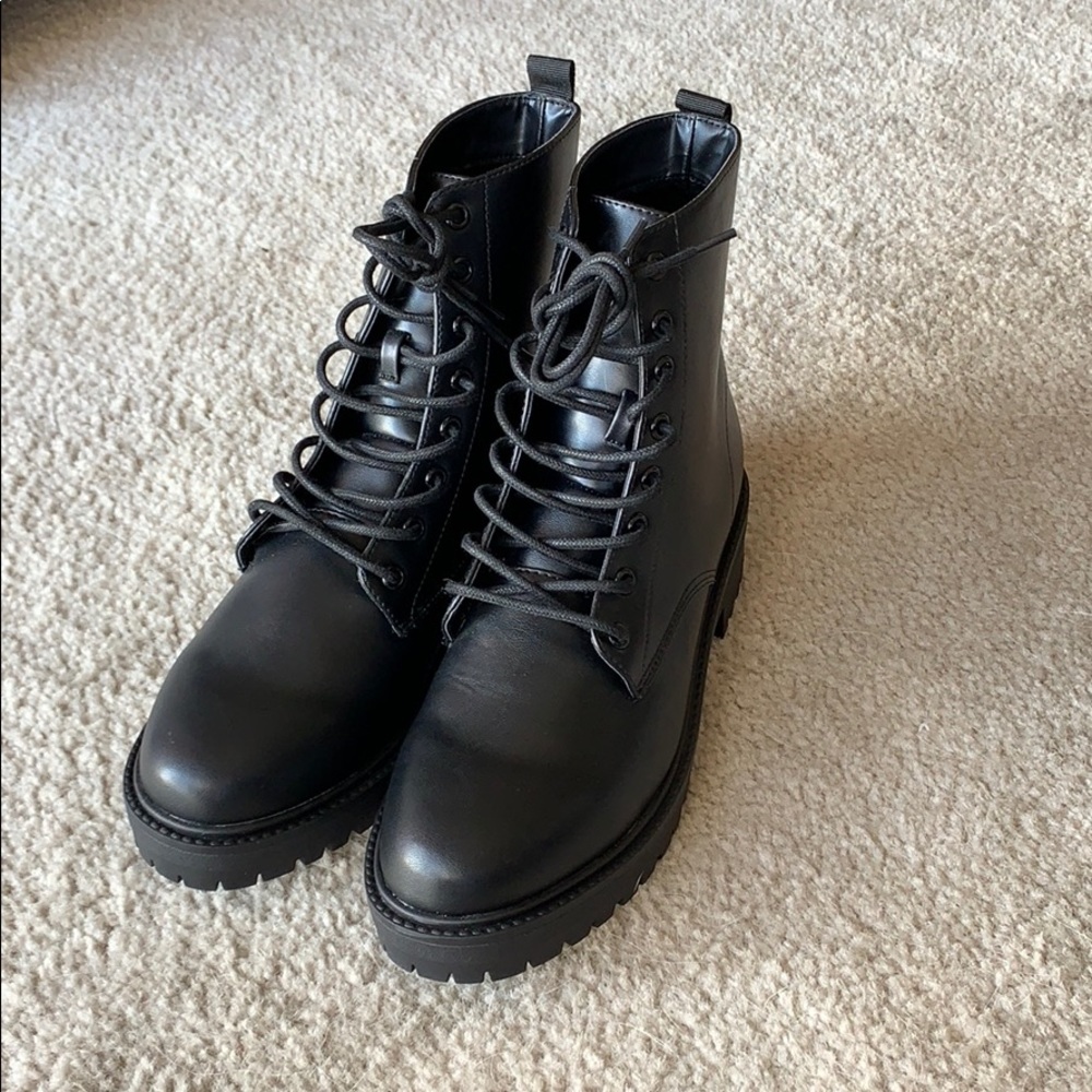NWOT Combat Boots